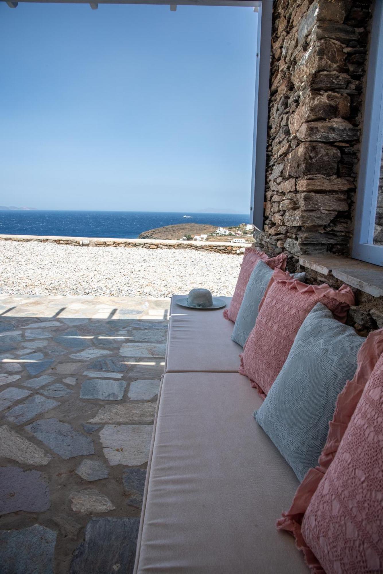Iliopetra Residence Agios Romanos Exterior foto